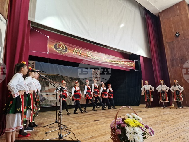 В свищовското село Ореш бе открито деветнадесетото издание на фолклорния събор на католиците в България