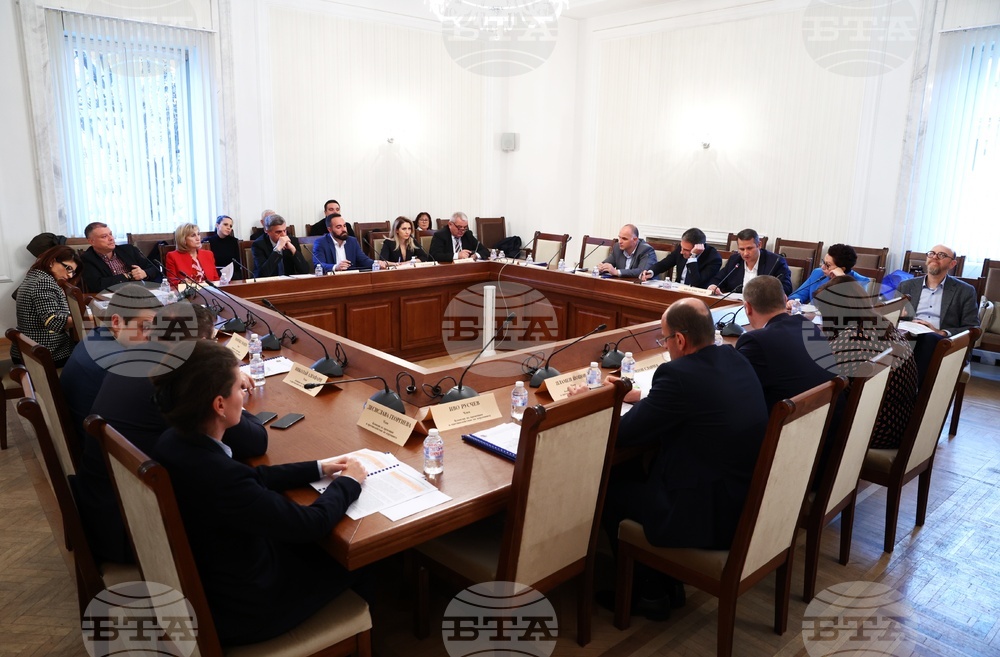 Парламентарната комисия за превенция и противодействие на корупцията прие отчета на КПКОНПИ