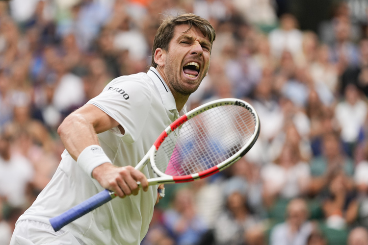 Cameron Norrie and Benjamin Bonzi will fight for the tennis tournament title in Metz