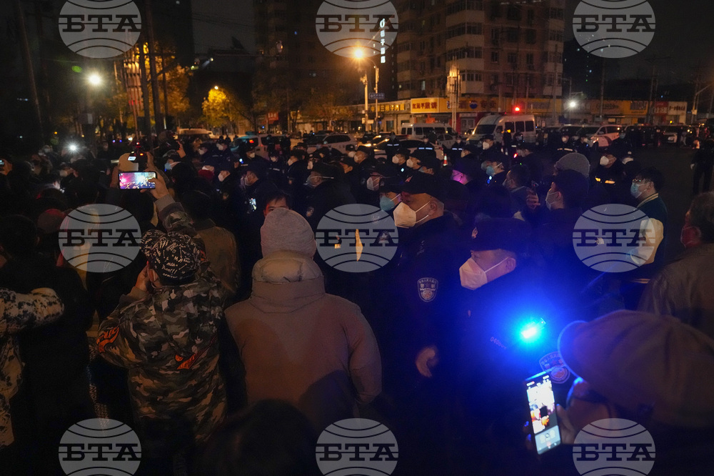 Западни издания коментират протестите в Китай срещу политиката на нулев ковид