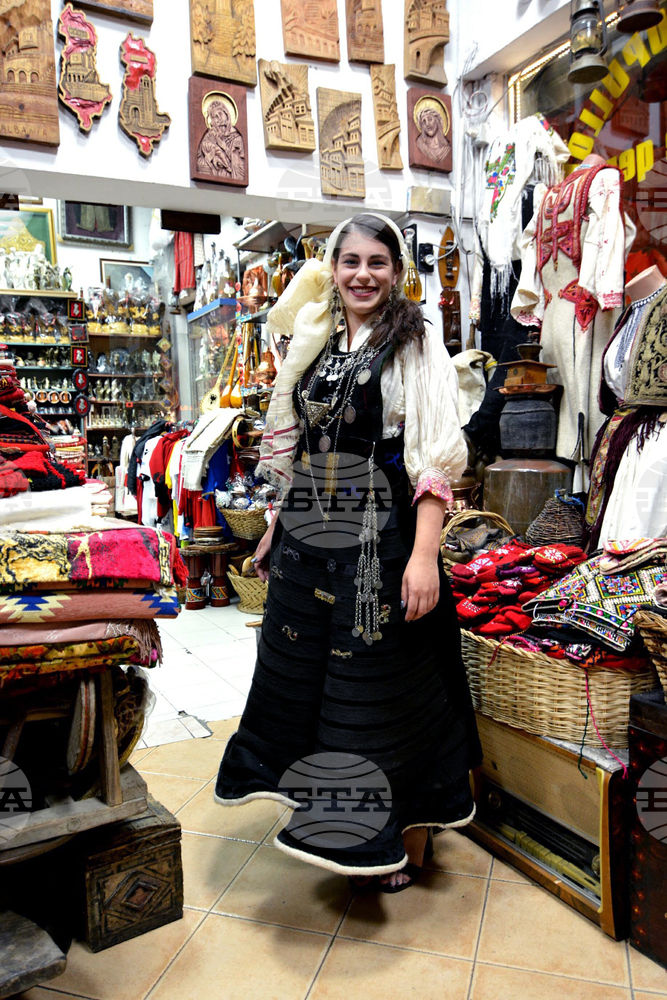 BTA :: Four-Millennia-Old Albanian Dress Now Protected by UNESCO