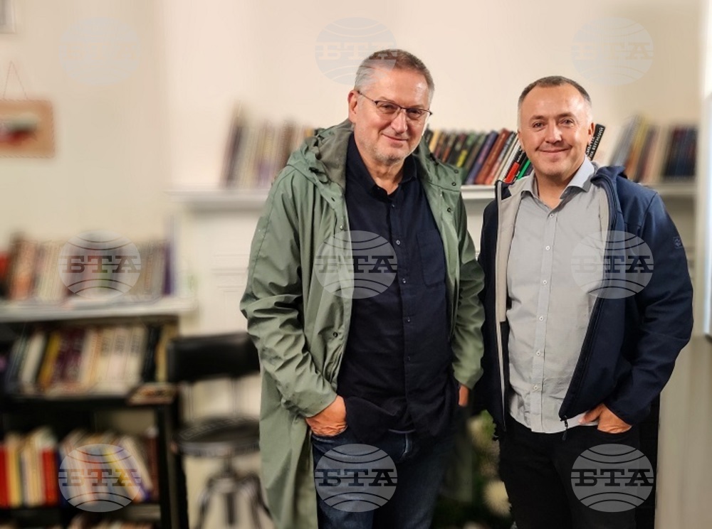 Генералното ни консулство в Ню Йорк подкрепя инициативата „Вземи книга, сподели книга“