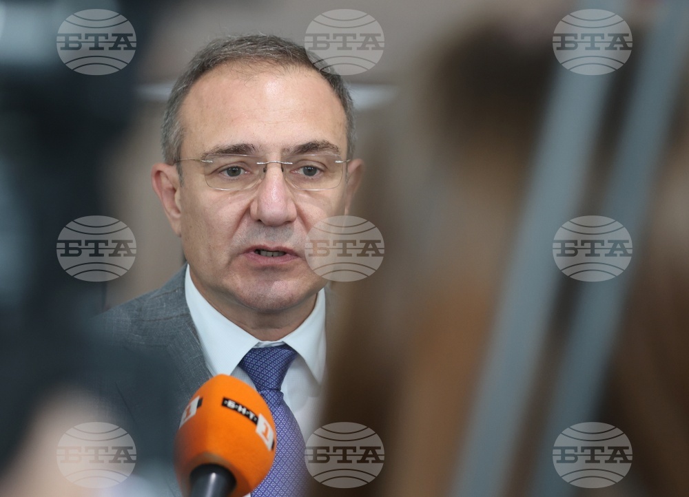 BSP for Bulgaria Will Make Sure Regular, Expert Cabinet Is Formed If They Receive Third Exploratory Mandate - Socialists' Floor Leader