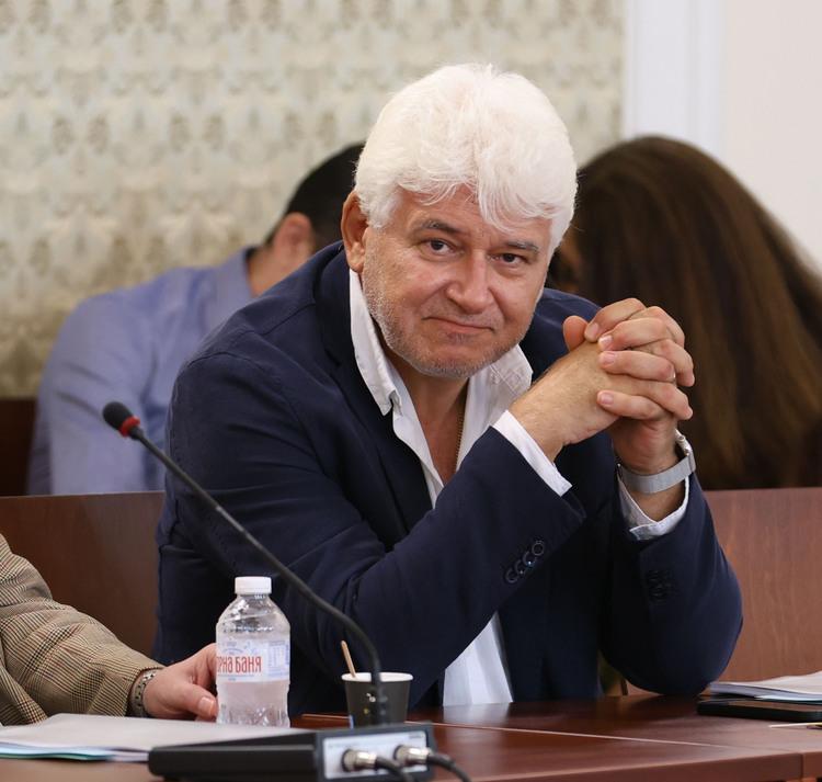 Има възможност да започне процедура за избор на главен прокурор, коментира проф. Пламен Киров