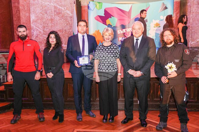 ММС награди победителите в конкурса „Мисията доброволец - (не)възможна“