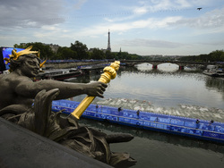 CORRECTION Paris Olympics Triathlon