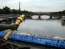 CORRECTION Paris Olympics Triathlon