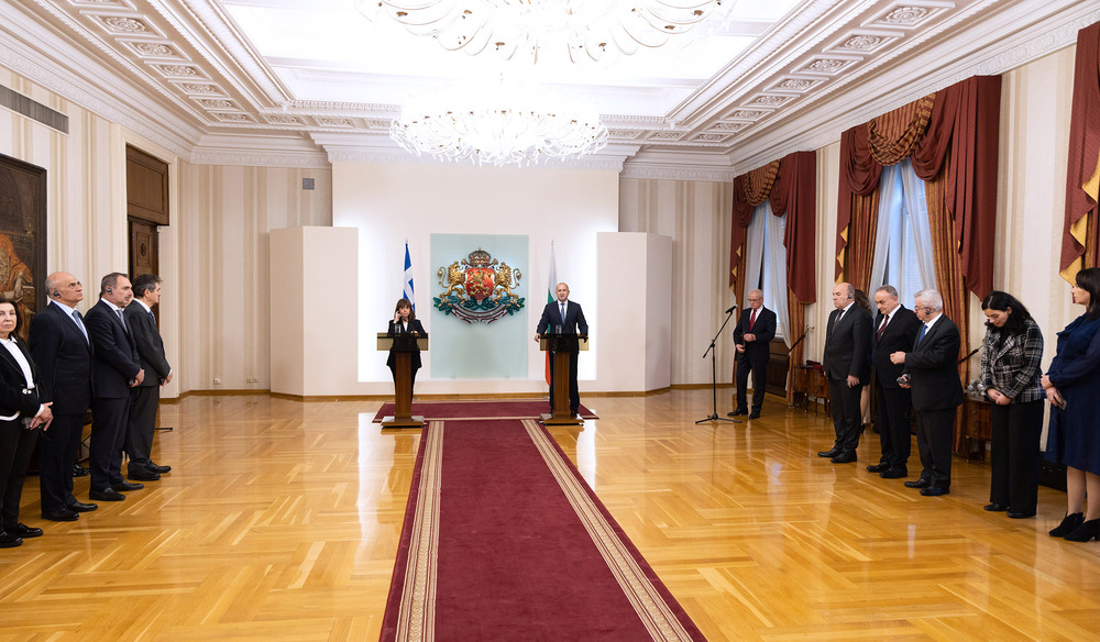Президентите Румен Радев и Катерина Сакеларопулу: Стратегическото партньорство между България и Гърция е фактор за стабилност и пример за Югоизточна Европа