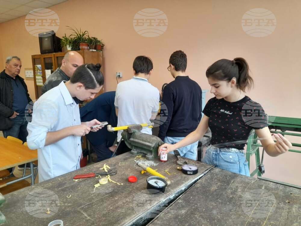 Министерството на образованието и науката предлага нови девет защитени специалности за учебната 2023/2024 година