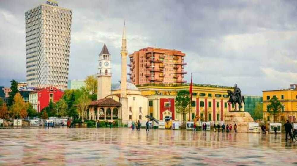АТА: Броят на чуждестранните жители в Албания ще надхвърли 21 000 през 2023 г.
