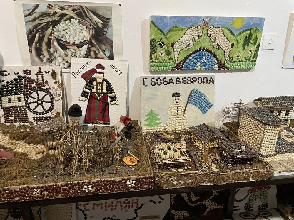 Музея на смилянския фасул, Агушевите конаци и крепостта „Калето“ посетиха деца от училище „Българче“ в Неапол