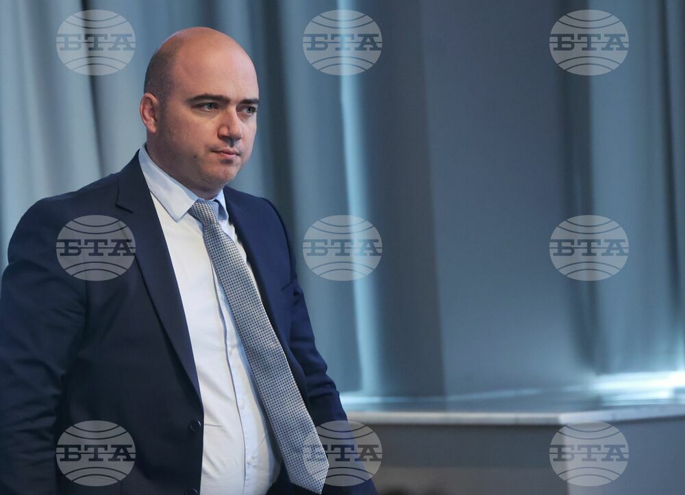 Според Илин Димитров към туризма е необходимо да се насочат повече средства