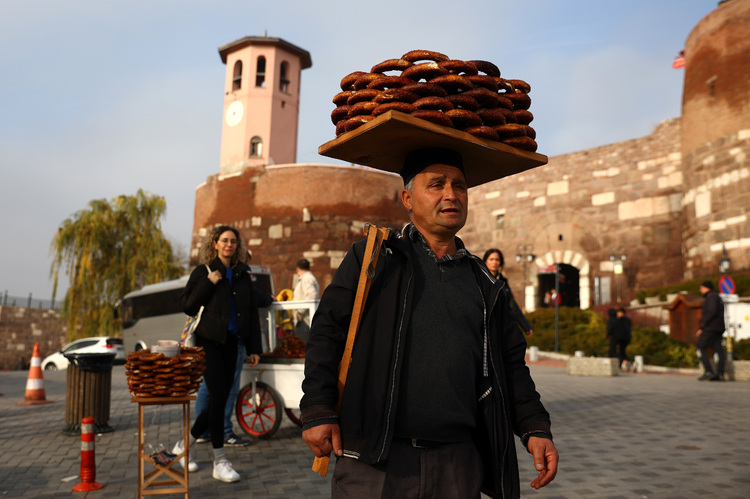 Turkiye’s Unemployment at 9.2% in June, 07 pp Up from May