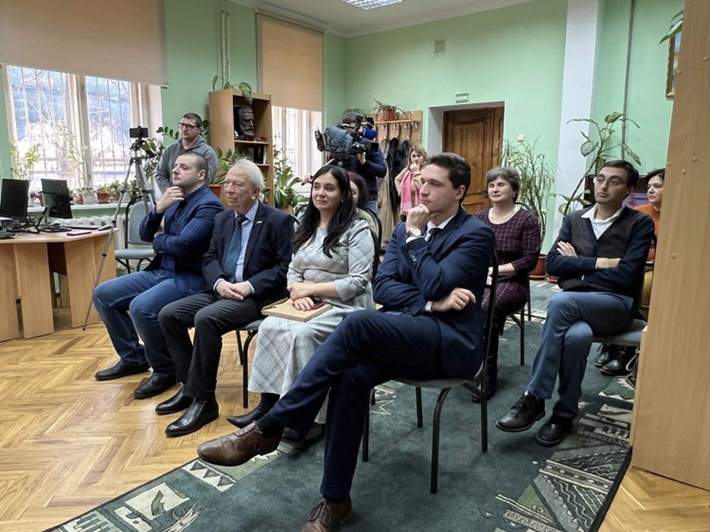 Главната зала на библиотеката „Христо Ботев“ в Кишинев отвори врати след ремонт