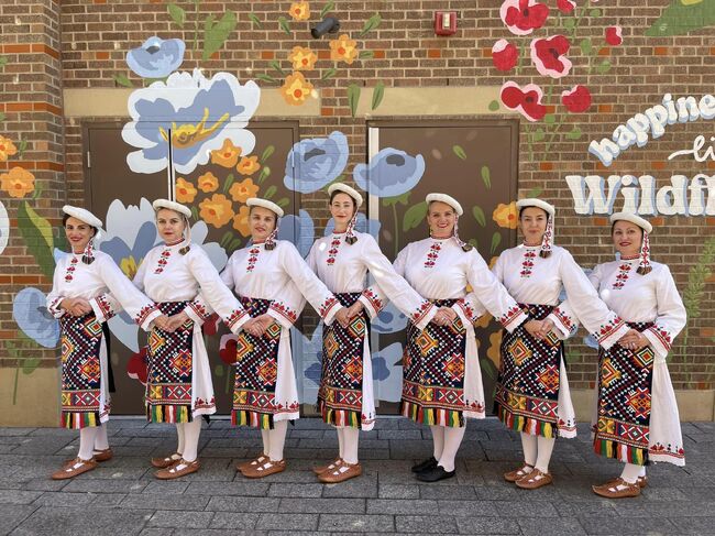 Клубът за народни танци „Вити гайтани“ в Монреал, Канада, ще отбележи днес с концерт десетата си годишнина