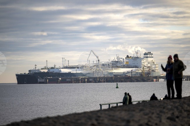 Корабът LNG Croatia се завърна в Омишал, с инсталиран нов модул за регазификация с по-голям капацитет