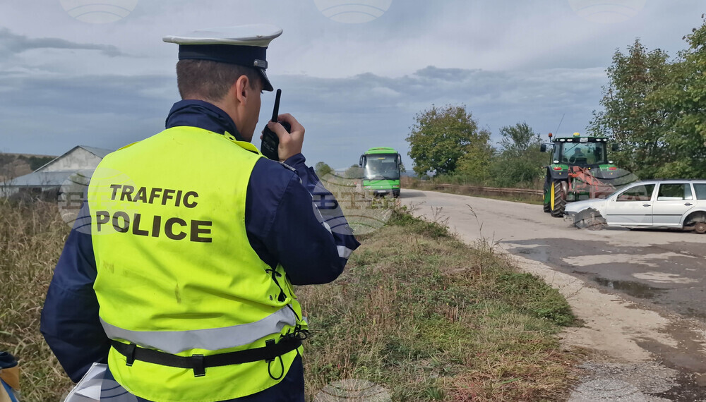 Движението по пътя от Шумен към „Пети километър“ е временно преустановено заради инцидент