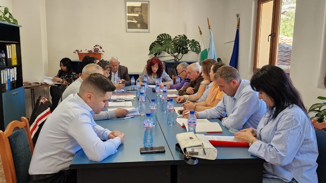 Предоставяне на две помещения на НЧ “Зора - 2002 г.“ за изграждане на дигитален клуб ще обсъжда Общинският съвет в Лъки