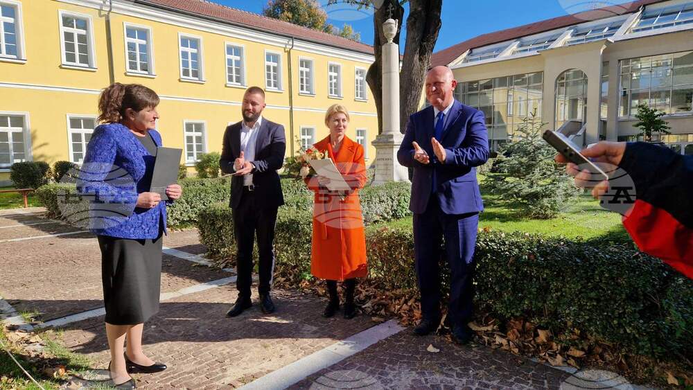 Education Minister Opens Exhibition Dedicated to 50th Anniversary of Museum of Education