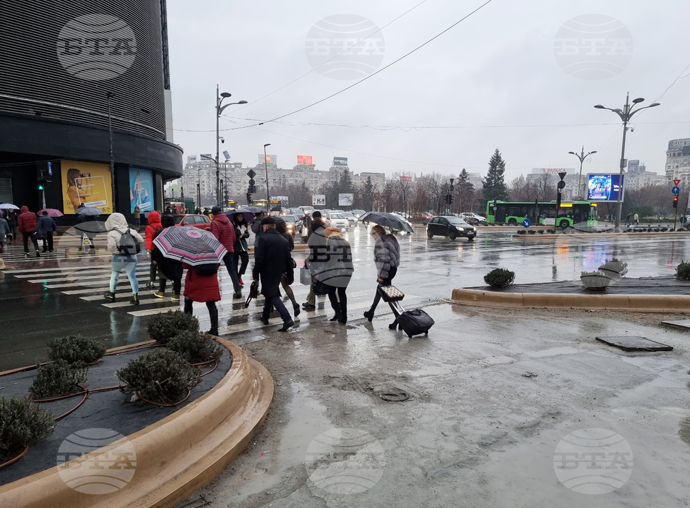 Министерството на външните работи предупреждава българите в Румъния за опасни метеорологични условия днес и утре