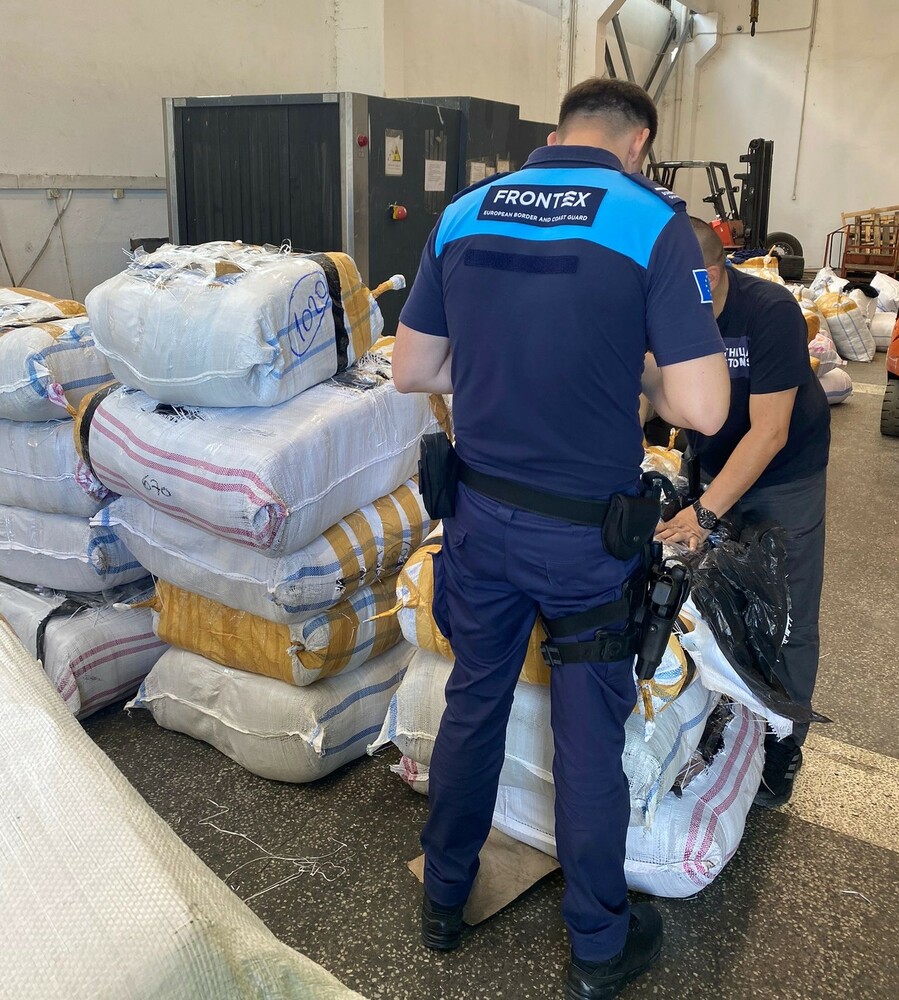 700,000 Counterfeit Items Confiscated during EU PIRATES II Operation