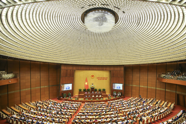 Парламентът на Виетнам утвърди нови двама вицепремиери и трима министри