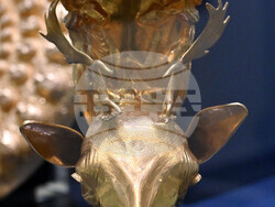 САЩ - Лос Анджелис - изложба - Панагюрско златно съкровище