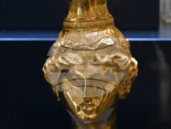 САЩ - Лос Анджелис - изложба - Панагюрско златно съкровище