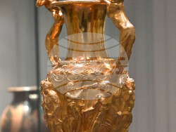 САЩ - Лос Анджелис - изложба - Панагюрско златно съкровище