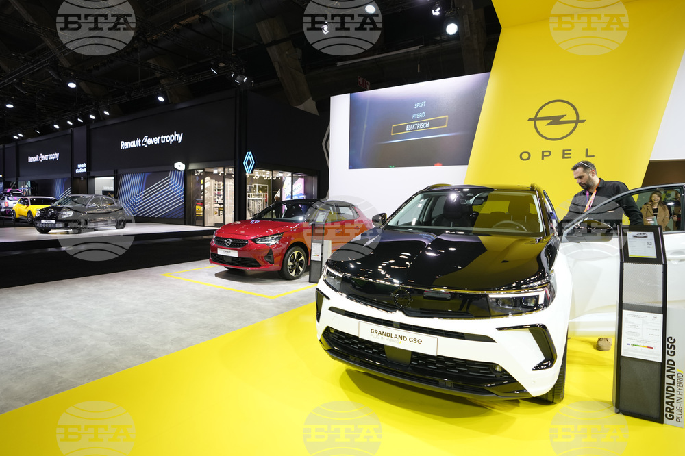 "Опел" се отказва от целта си до 2028 г. да продава само електромобили