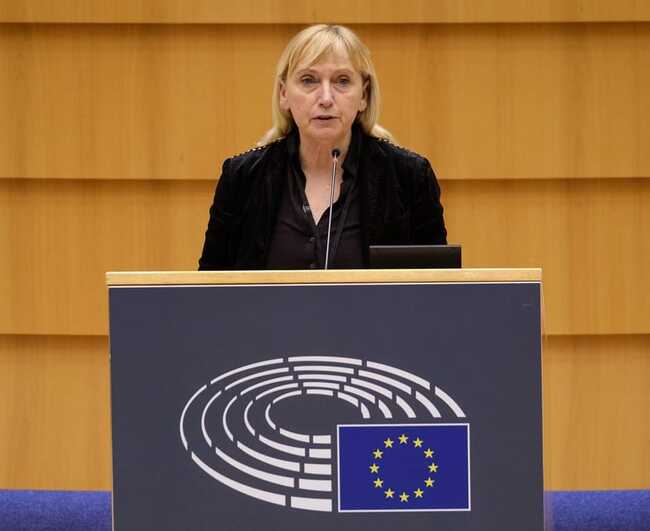 Елена Йончева: Политиците не трябва да се месят в независимата съдебна власт