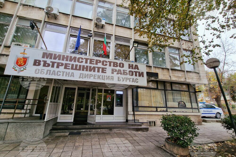 Трима са ранени с нож в заведение в курорта "Слънчев бряг", задържана е 20-годишна жена, служителка в същото заведение