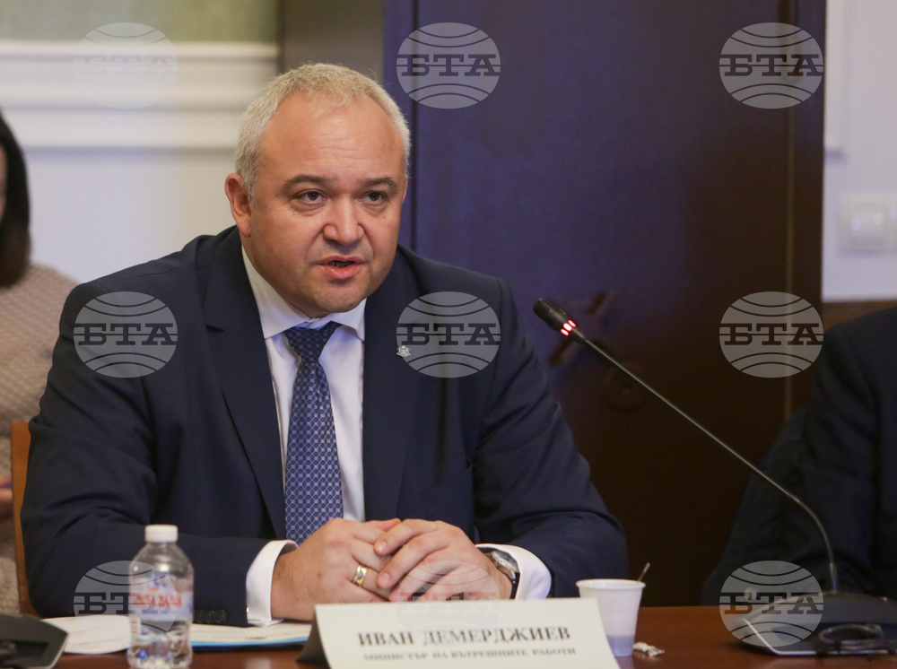 Interior Ministers of Bulgaria, North Macedonia Agree to Hold Bilateral Meeting as Soon as Possible