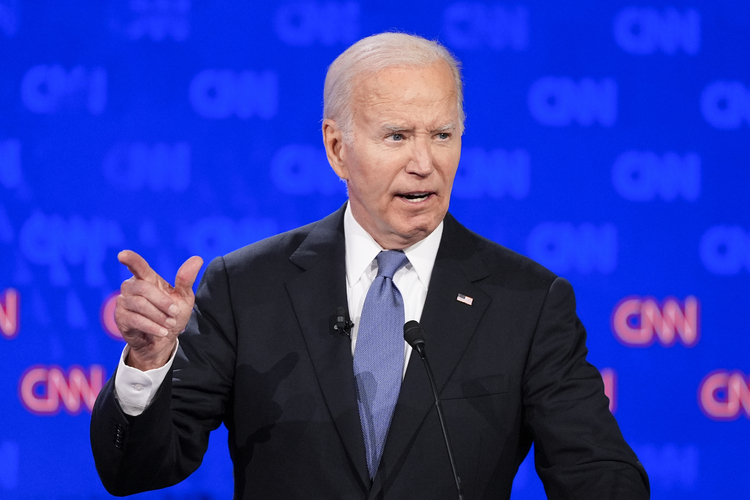 Biden praised Harris after losing the US presidential election