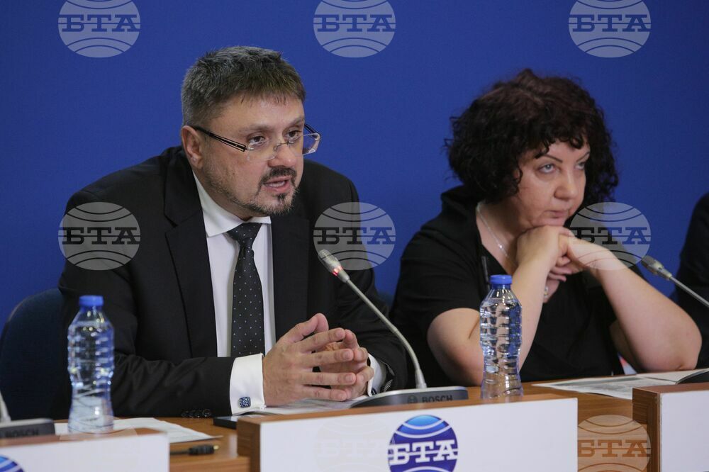 БТА и фондация „Искам бебе“ обявиха старта на националната инициатива „Родители навреме“
