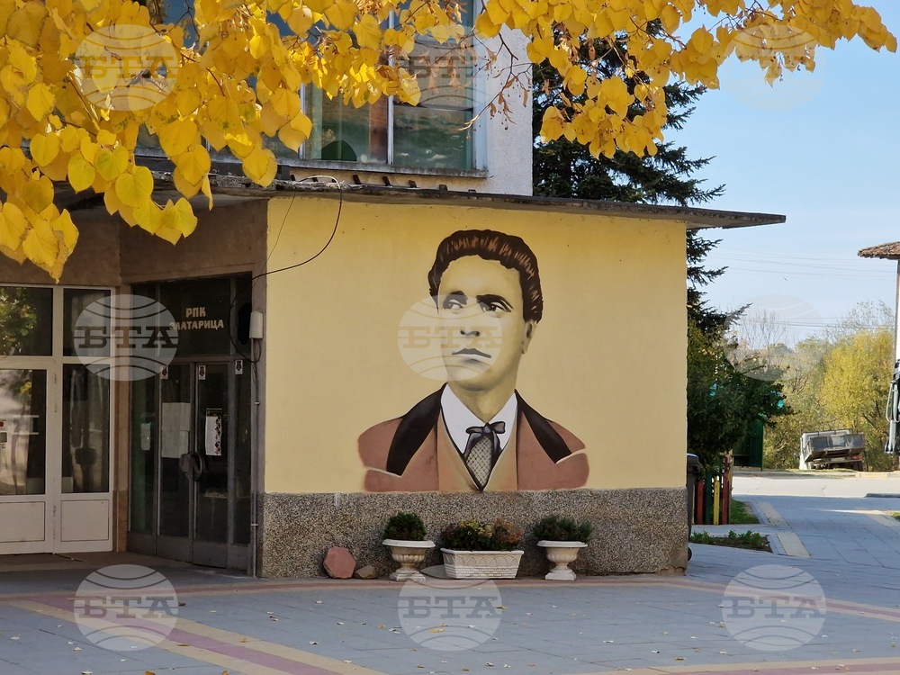 Община Златарица планира издигането на бюст-паметници на Васил Левски и Христо Ботев на централния площад в града