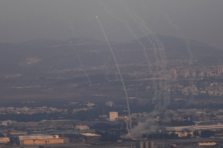 The Lebanese Hezbollah group has continued its rocket attacks on northern Israel