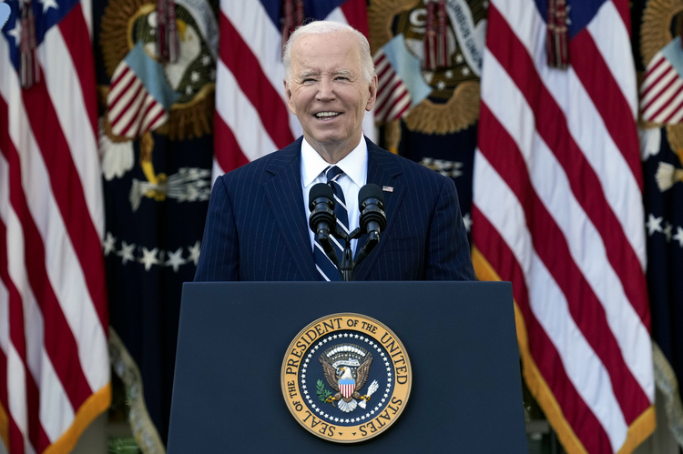 US President Joe Biden promises a peaceful transfer of power